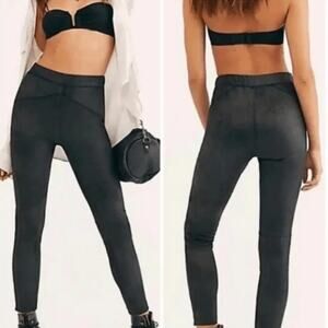 Free People Midnight Vegan Suede Skinny Pants leggings size SMALL